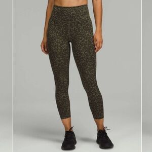 Lululemon Base Pace High-Rise Tight 25” Intertwined Camo Olive Multi Size 2